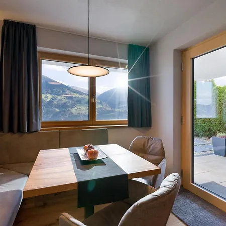 Daire Van's Place, Luxury Kaltenbach