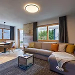 Van's Place, Luxury Lejlighed