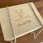 Van's Place, Luxury Apartment