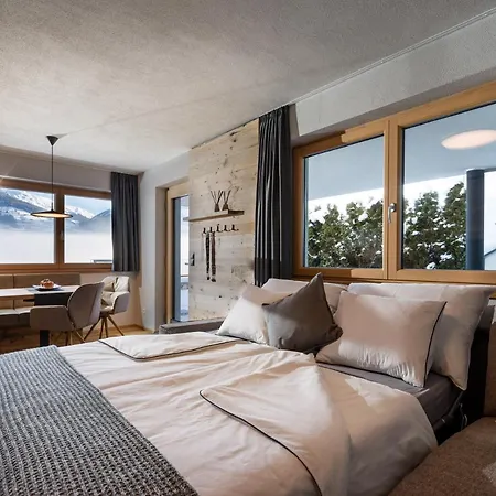 Van's Place, Luxury * كالتنباش